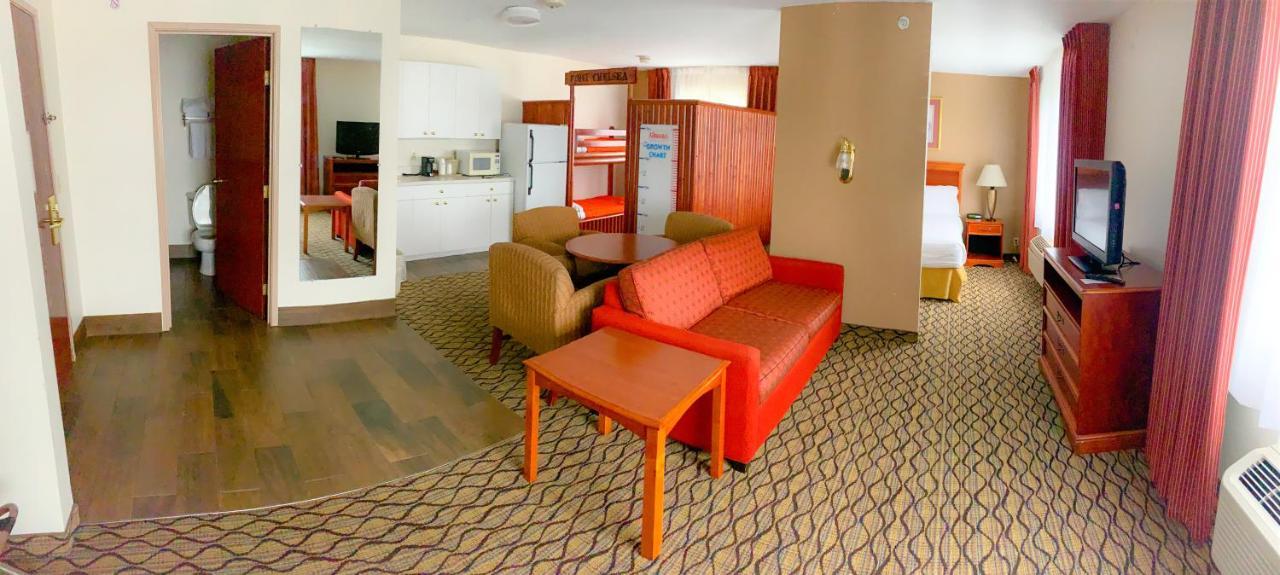 Baymont By Wyndham Chelsea Hotell Exteriör bild